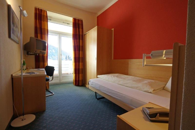 Esplanade Swiss Quality Hotel Davos Rum bild
